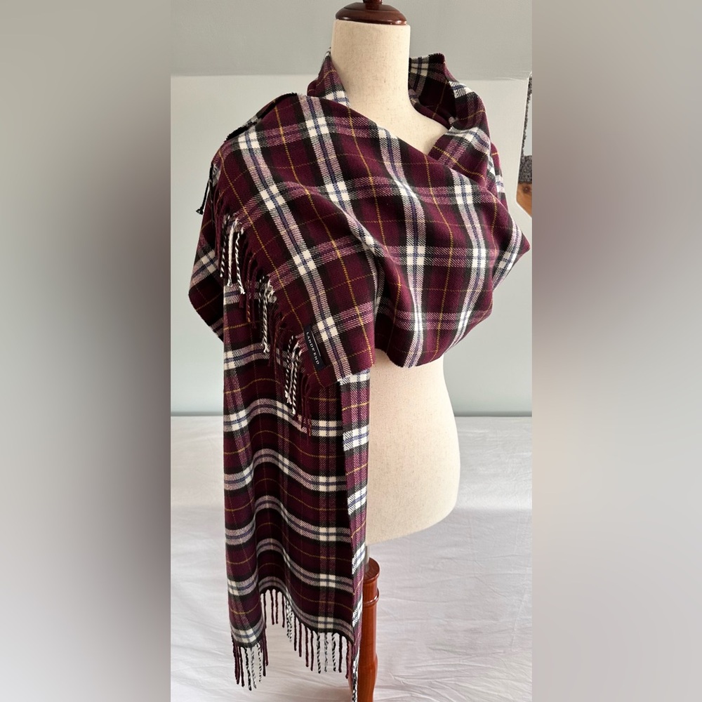 Lands End Flannel Scarf Dark Red Plaid 16 Inch X 68 Inch Unisex Fringe Tartan